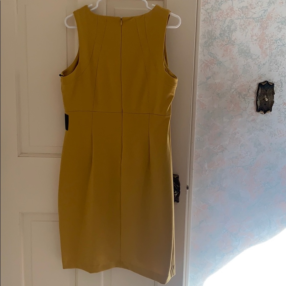 Ivanka Trump Dress size 16 yellow - Picture 2 of 4
